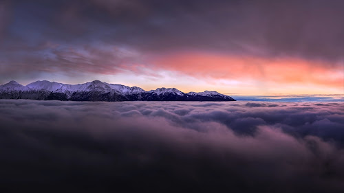 Mountains In The Clouds Live Wallpaper